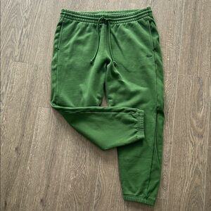 TNA Aritzia Cozy Fleece Boyfriend Fit Joggers XL